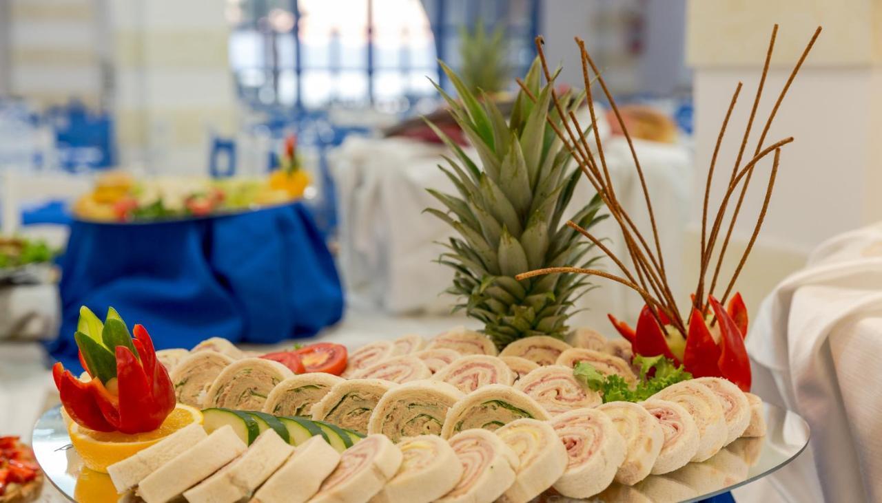 טראסיני Perla Del Golfo Resort מראה חיצוני תמונה
